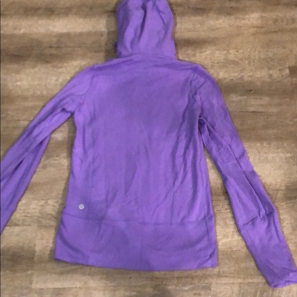 LuluLemon fitted jacket - Picture 2 of 2